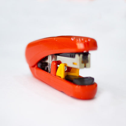 Plus Flat-Clinch Stapler