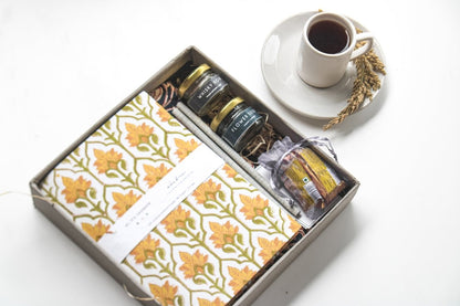 Sustainable Thoughtful Hamper by Ekatra - Yellow Floral