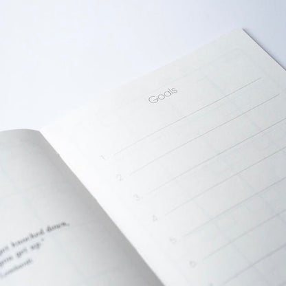 XI Eleven Monthly Manifestation Planner A5